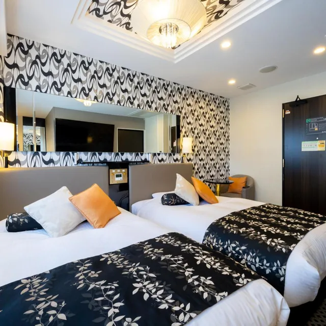 Deluxe, Twin Beds, APA Hotel Osaka Umeda 3/7