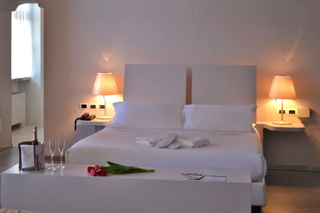 جناح رئاسي بسرير كوين مع أريكة، Castello Di Montaldo 3/6