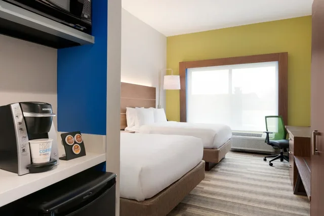 غرفة قياسية بسريرين كوين لذوي الإعاقة، HOLIDAY INN EXPRESS & SUITES CINCINNATI NE - RED BANK ROAD 6/6