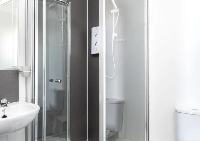Deluxe, Studio, Double or Twin Bed, Kelpies Serviced Apartments 7/8