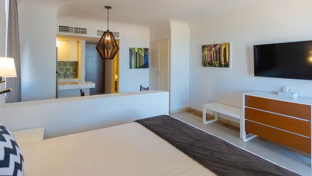 غرفة قياسية بسرير كينج، Luna Palace Hotel and Suites 5/10