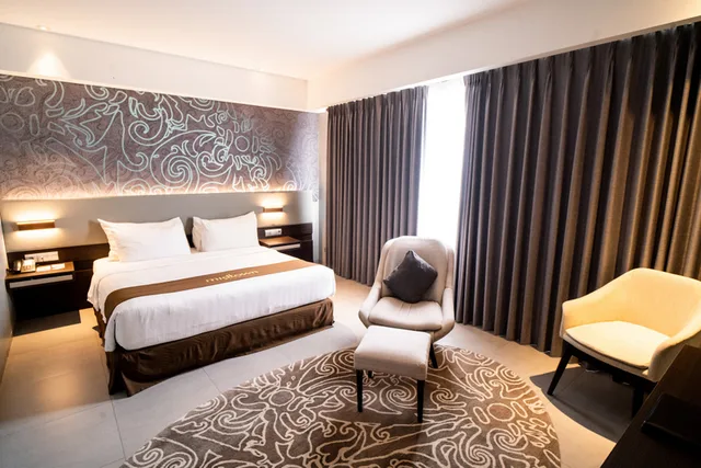 Splendid, Midtown Hotel Samarinda 2/4