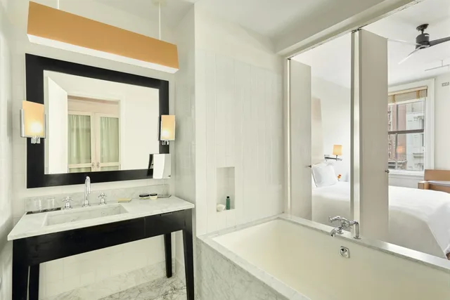 Soho, Studio، The Mercer 5/6