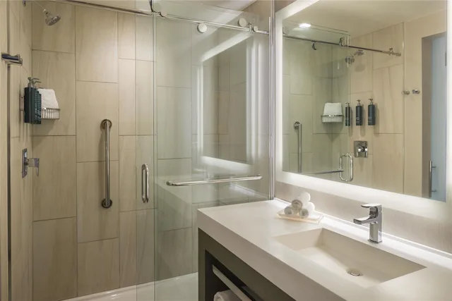 غرفة ركنية بسرير كينج، Hilton Cleveland Downtown 5/5