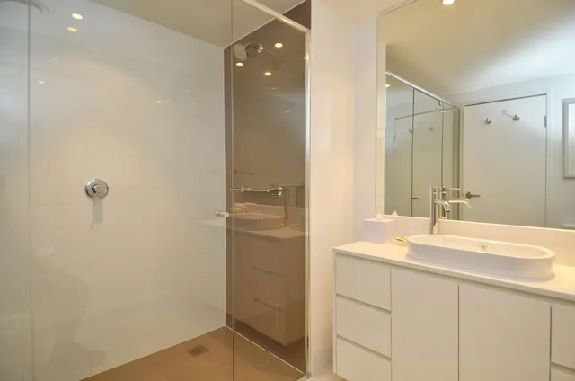 شقة حصرية بسرير كينج، Orchid Residences - HR Surfers Paradise 3/3