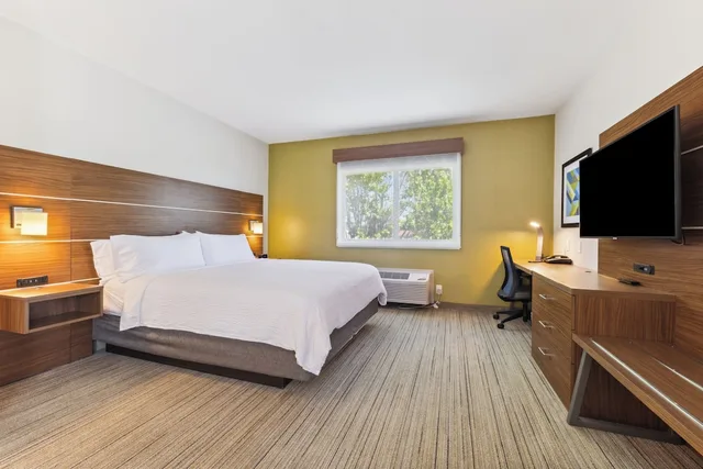 غرفة قياسية بسرير كينج، Hotel Fairchild 2/10