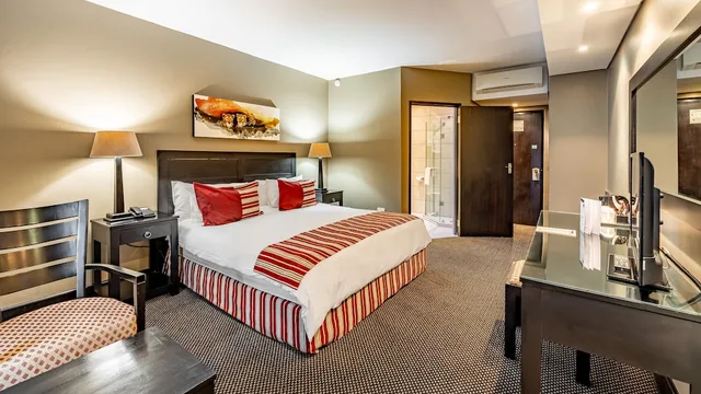Leisure, King Bed، Pine Lake Inn 3/7
