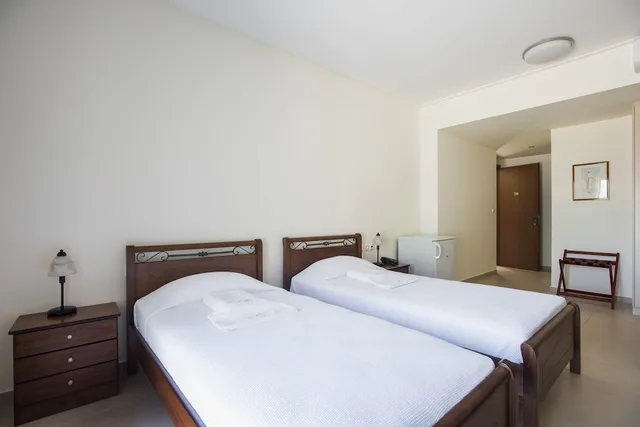 غرفة ديلوكس بسرير مزدوج بإطلالة على البحر مع أريكة، Almiriki Chios Rooms & Apartments 1/2