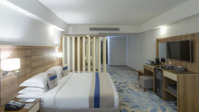 جناح سوبيريور بسرير كينج وسريرين فرديين، فندق سيزون ستار المدينة(Season Star Hotel Madinah) 1/8