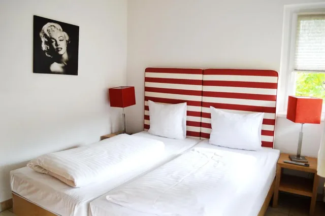 Three Bedroom Apartment with Infrarotkabin، Avenida Style Appartements by Alpin Rentals 3/7