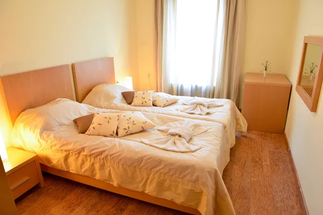 شقة بسرير مزدوج بغرفة نوم واحدة مع أريكة، Bojur & Bojurland Apartment Complex 2/3