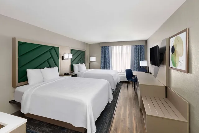 Efficiency, 2 Queen Beds، Wingate By Wyndham Sulphur 1/4