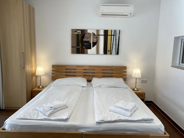 Top, Luxury, Apartment, Twin Beds, River View, AJO AT ART & BEACH APARTMENT VIENNA 1/10