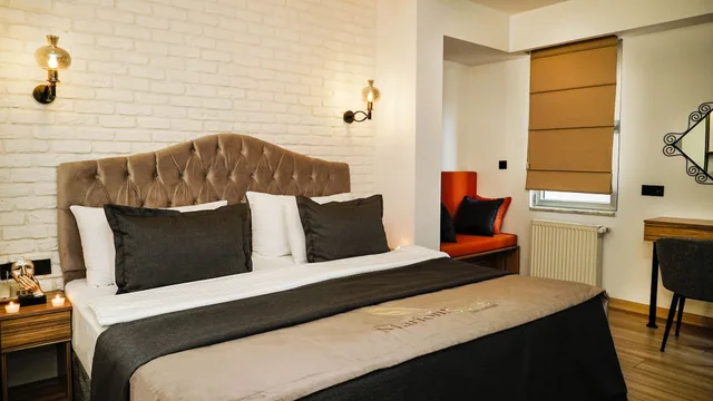 غرفة بسرير كينج 303، Hotel the Marions Suite 10/10