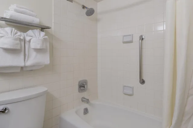 غرفة خارجية بسريرين كوين، Clarion Hotel Concord/Walnut Creek 6/8