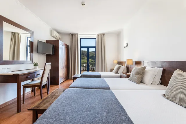 غرفة كلاسيكية ثلاثية، BEIRA RIO 3/4