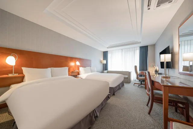 Deluxe, Family, Single, 2 Double Beds، Koreana Hotel 10/10