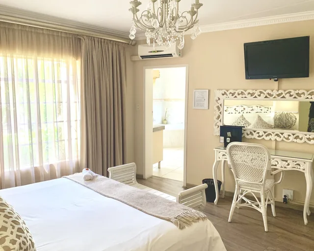 غرفة ديلوكس بسرير كينج بغرفة نوم واحدة، La Barune Guest House 3/10