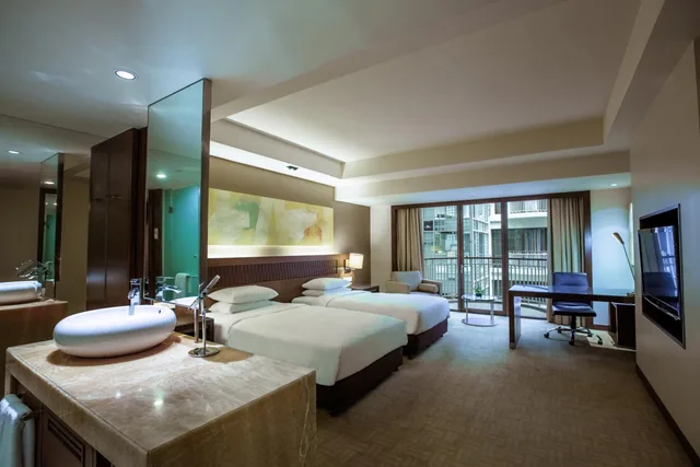 Room, Twin Beds, Land View، Hyatt Regency Kinabalu 4/6