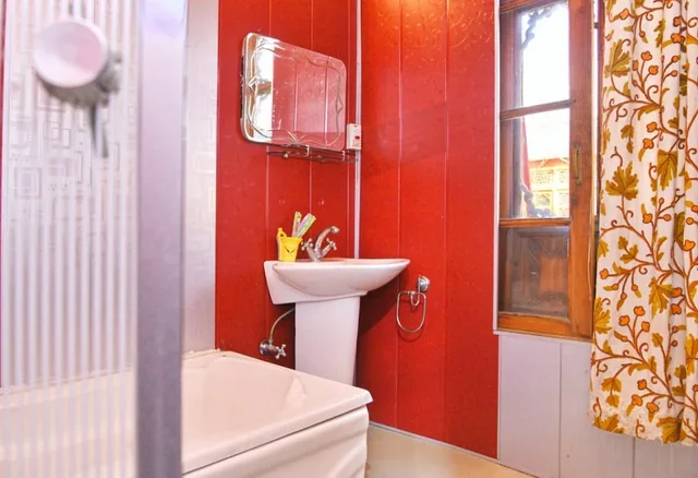 غرفة كلاسيكية بسرير مزدوج، De - Laila Group Of House Boats 3/4