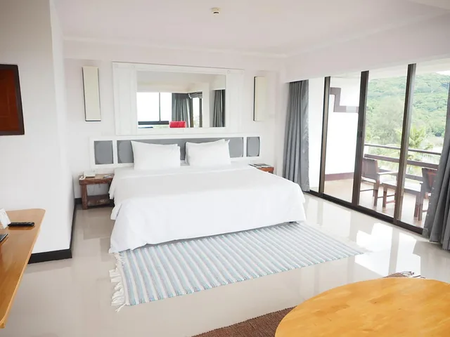 جناح بريميير بإطلالة على البحر، Rayong Resort Hotel 4/10