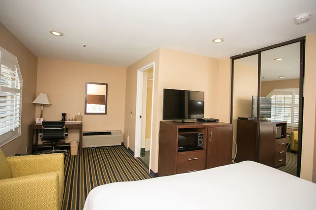 غرفة بسرير كينج، Travel Inn Sunnyvale 4/6