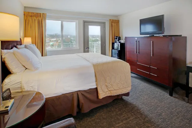 غرفة بسرير كوين، River Inn at Seaside 2/6