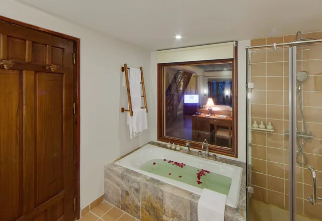 دوبلكس عائلي بسرير كينج وسريرين منفصلين، Emeralda Ninh Binh Resort Spa 3/3