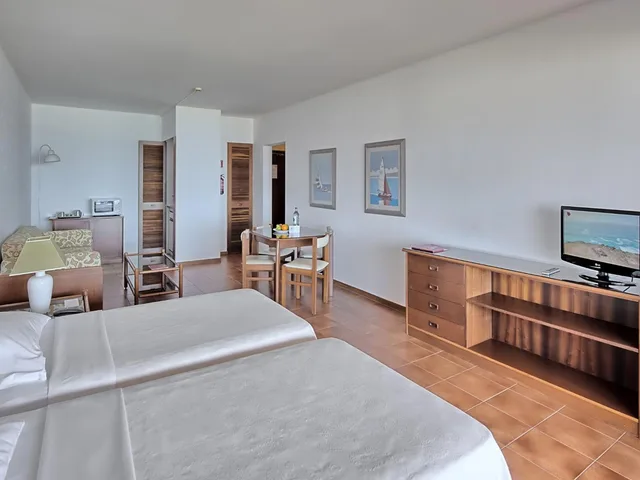 استوديو بسريرين منفصلين بإطلالة على البحر، Portobelo Vilamoura - Marina & Beach Apartment Hotel 2/3
