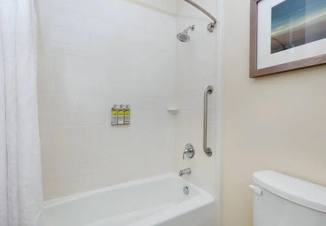جناح بسريرين كوين مع أريكة، Holiday Inn Express Suites San Antonio Brooks City Base 2/2