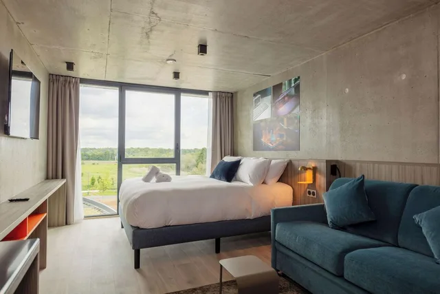 Club, King Bed, Pool Access، Ki Space Hotel & Spa 1/1