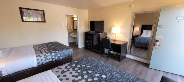 غرفة بسريرين مزدوجين للمدخنين، Econo Lodge Sacramento Convention Center 3/6