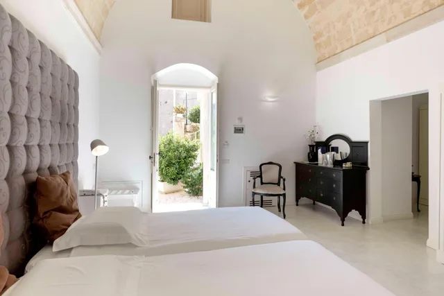 غرفة بسرير مزدوج بإطلالة على المدينة، Sant'Angelo, Matera - Small Luxury Hotels 7/10