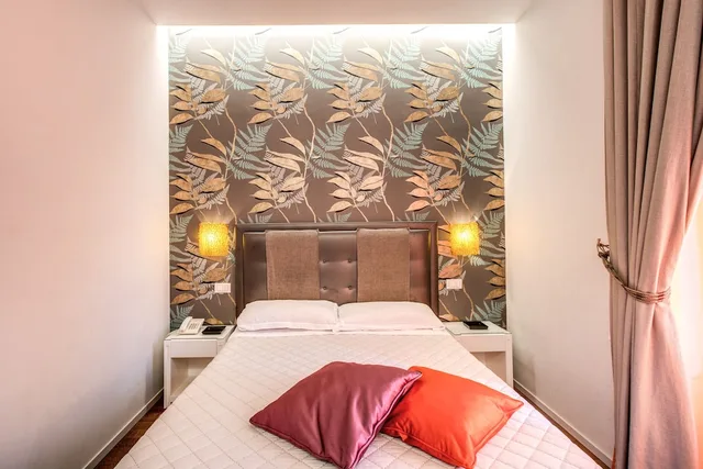 Room, Single, King Bed, Boutique Hotel Roma 6/10
