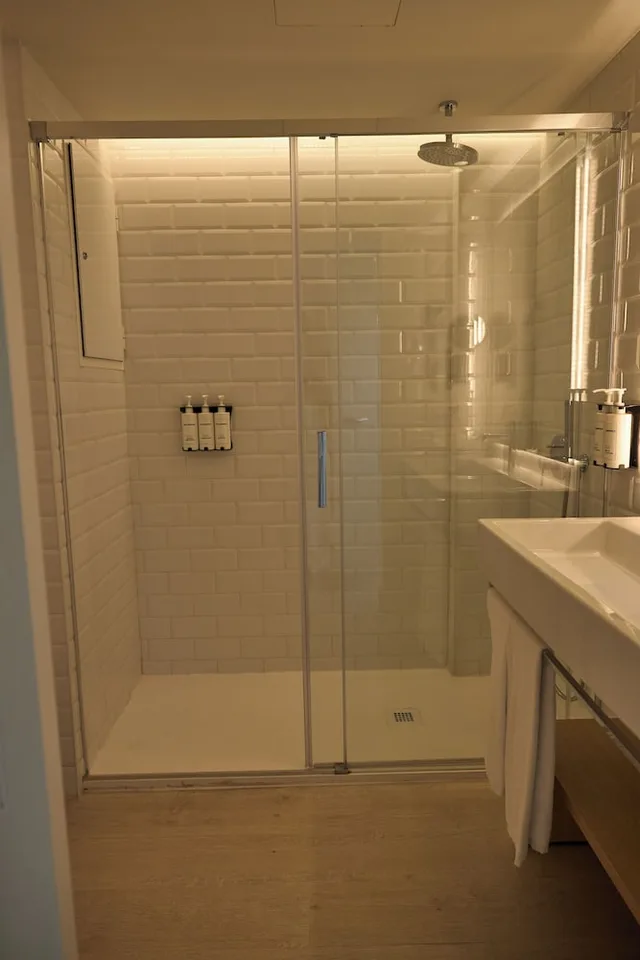 Premium, Queen Bed, Partial Sea View, Almirante Hotel 9/10