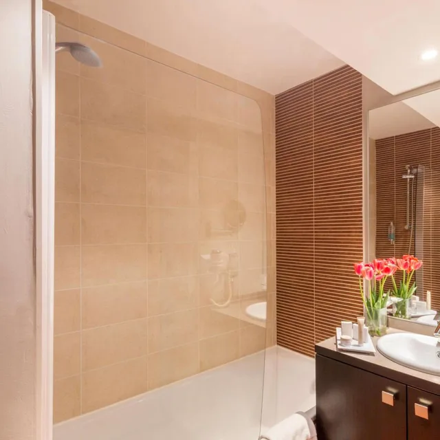 Superior, Queen Bed, Executive Level, Sofa, Kitchenette، Best Western Park Hotel Geneve-Thoiry 5/5