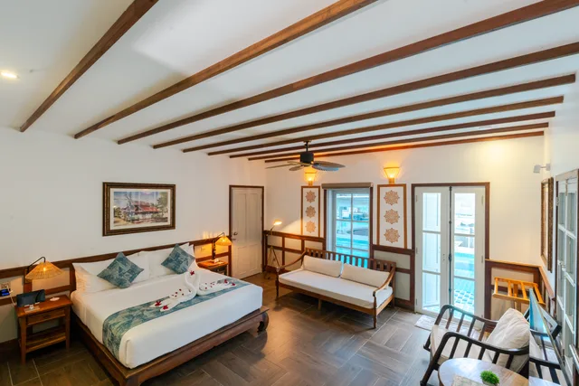 Room, King Bed, Pool Access، Mybanlao Hotel 1/10