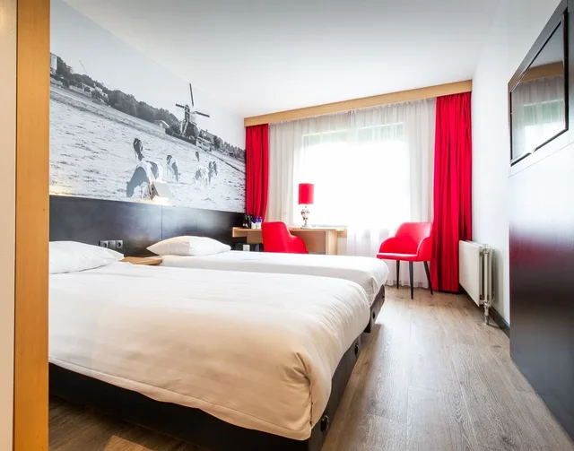 غرفة كومفورت بسريرين منفصلين، Bastion Leiden Oegstgeest 1/3