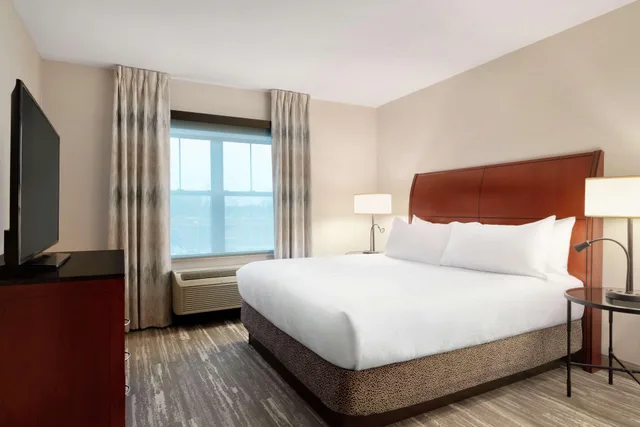جناح بسرير كينج لذوي الإعاقة، Hilton Garden Inn Troy 1/4