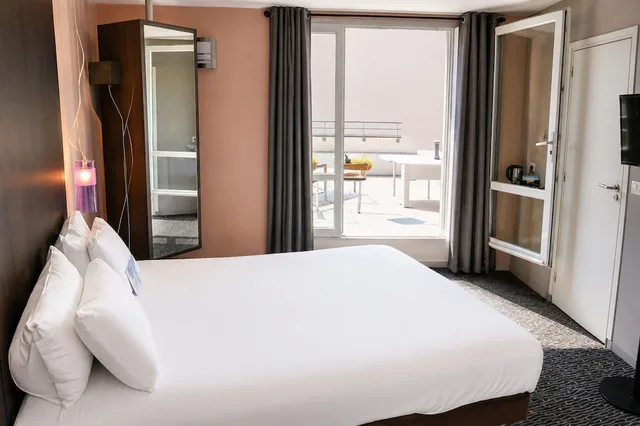 غرفة بريستيج بسرير مزدوج، KYRIAD CHARLEVILLE MEZIERES 1/10