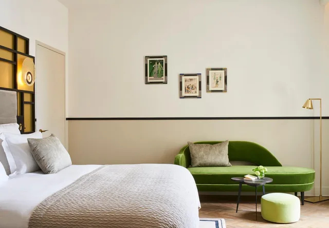 غرفة تنفيذية بإطلالة على البحر، Hotel Les Roches Blanches 4/10