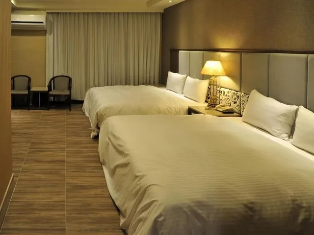 Deluxe, Quadruple, 2 Double Beds, Maple Hotel 4/4