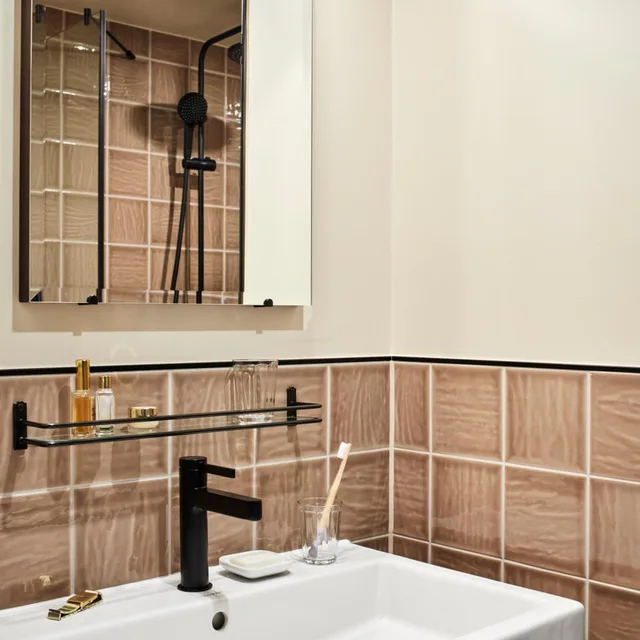 غرفة بريميوم بسرير كينج، The Hoxton Charlottenburg 4/5