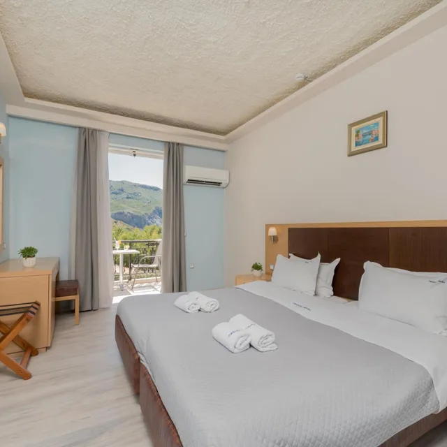 Standard, Double or Twin Bed, Crystal Beach Hotel 2/4