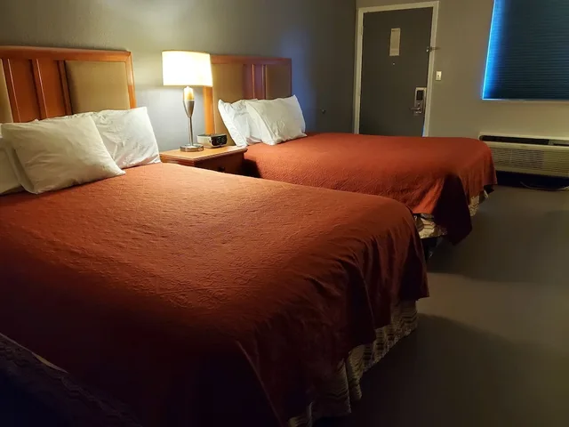 غرفة بسريرين مزدوجين لذوي الإعاقة، Americas Best Value Inn Wildersville 4/6