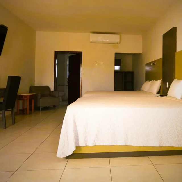 جناح، Hotel Paraiso del Desierto 3/6