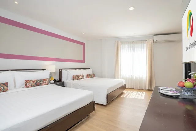 غرفة ديلوكس عائلية رباعية بسريرين كوين، Hotel De Bangkok 4/8