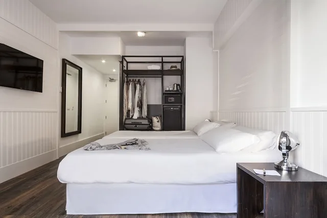 غرفة بسريرين منفصلين بشرفة، Hotel Delamar - Adults Only 6/10