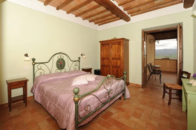 غرفة بسرير كوين بشرفة بغرفة نوم واحدة، Agriturismo Poggio Tobruk 1/3