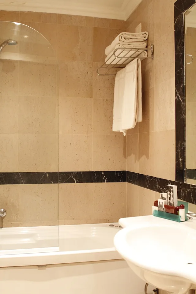غرفة عائلية بسرير مزدوج مع أريكة، Boutique Hotel Trevi 2/2